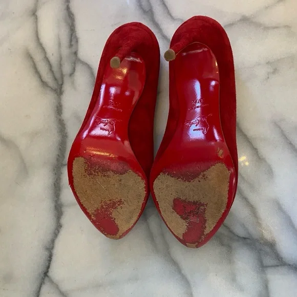 Christian Louboutain - Yousra 100 Veau Velours, 37.5 (7.5) - Picture 6 of 8